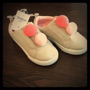 NWT Osh Kosh B’Gosh Shoes Toddler Girl Size 9